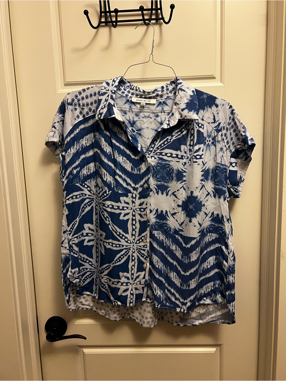 Rose & Olive Blue and White Printed Top